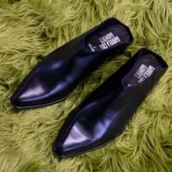 Gabriela Coll GarmentsLeather Sendra Cropped Boots - Black