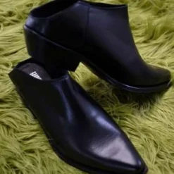 Gabriela Coll GarmentsLeather Sendra Cropped Boots - Black -Belleville Boot shop Black Leather No 130 Sendra Cropped Boots 20220223015055 1