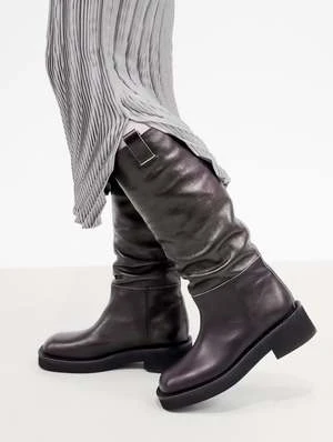 MM6 Maison MargielaFlat Knee High Boots - Black 5 MM6 Maison MargielaFlat Knee High Boots - Black - Image 5