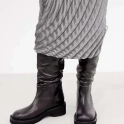 MM6 Maison MargielaFlat Knee High Boots - Black 12 MM6 Maison MargielaFlat Knee High Boots - Black -Belleville Boot shop Flat Knee High Boots in Black by MM6 Maison Margiela 20221109174723 1