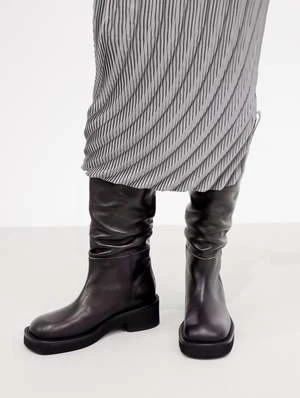 MM6 Maison MargielaFlat Knee High Boots - Black 4 MM6 Maison MargielaFlat Knee High Boots - Black - Image 4