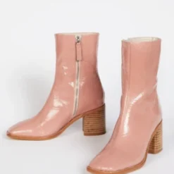Intentionally BlankContour Boots - Rose