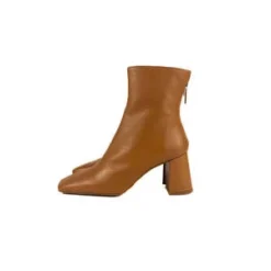 Intentionally BlankTabatha Boots - Caramel