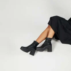 Intentionally BlankMarlowe Platform Boots - Baluga Black