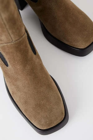 VagabondBROOKE SUEDE BOOTS - MUD 6 VagabondBROOKE SUEDE BOOTS - MUD - Image 6