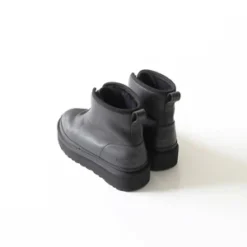 WHITE MOUNTAINEERINGWM X UGG BOOTS NEUMEL Zip - Black -Belleville Boot shop WM x UGG BOOTS NEUMEL Zip 20221130125509 3