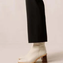 AlohasWest Boots - Cream -Belleville Boot shop West boots cream 20230907222534 1